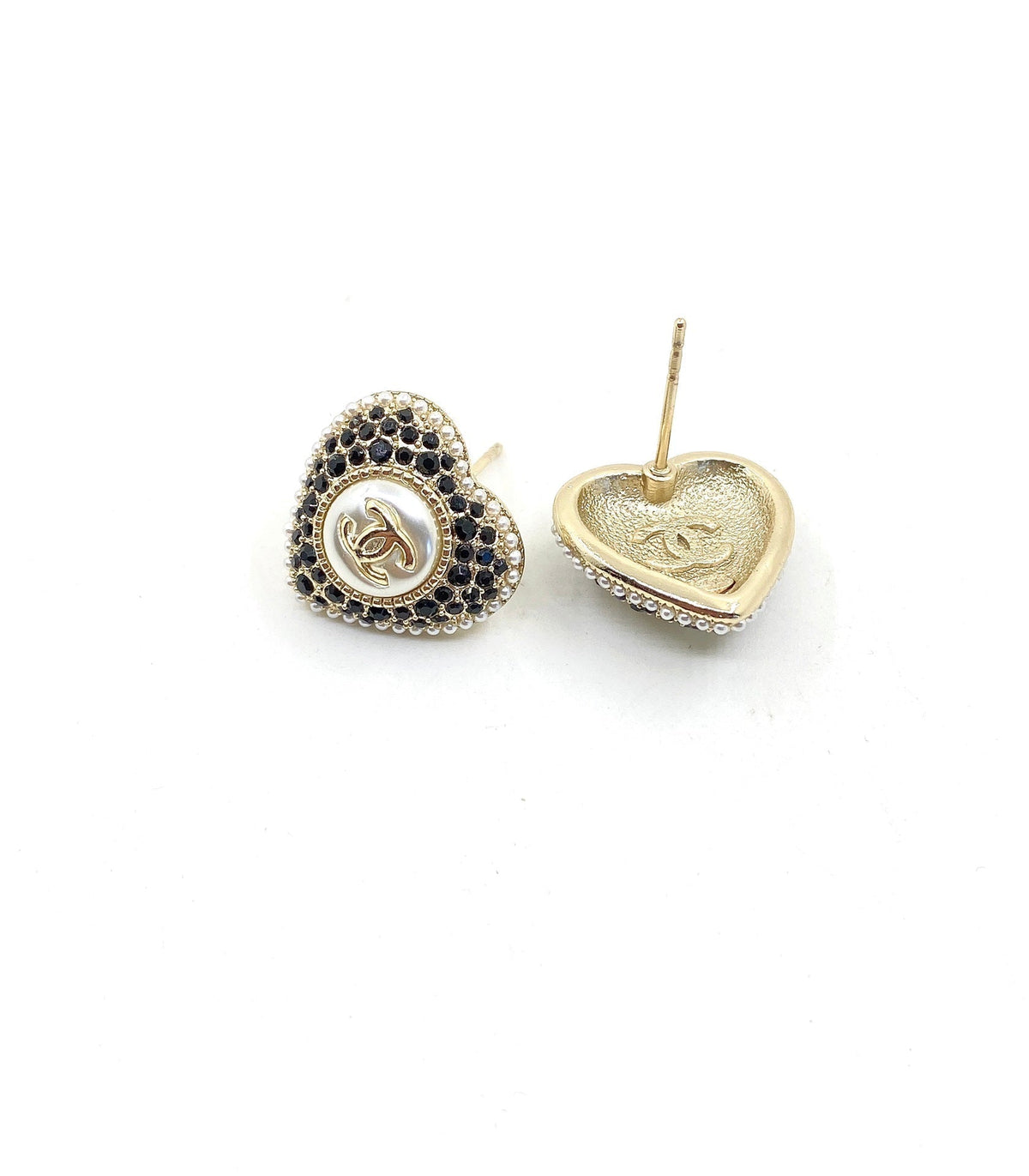 Chanel Heart Crystals 18K Gold Earrings product image 4, provided for visual reference and product detail review