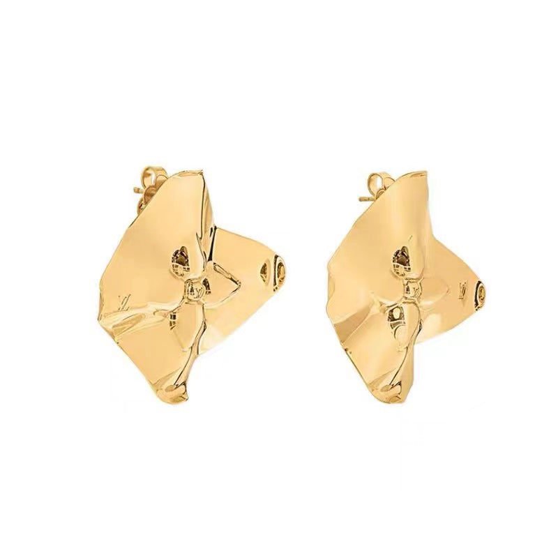 Louis Vuitton Futura 18K Gold Earrings product image 1, provided for visual reference and product detail review
