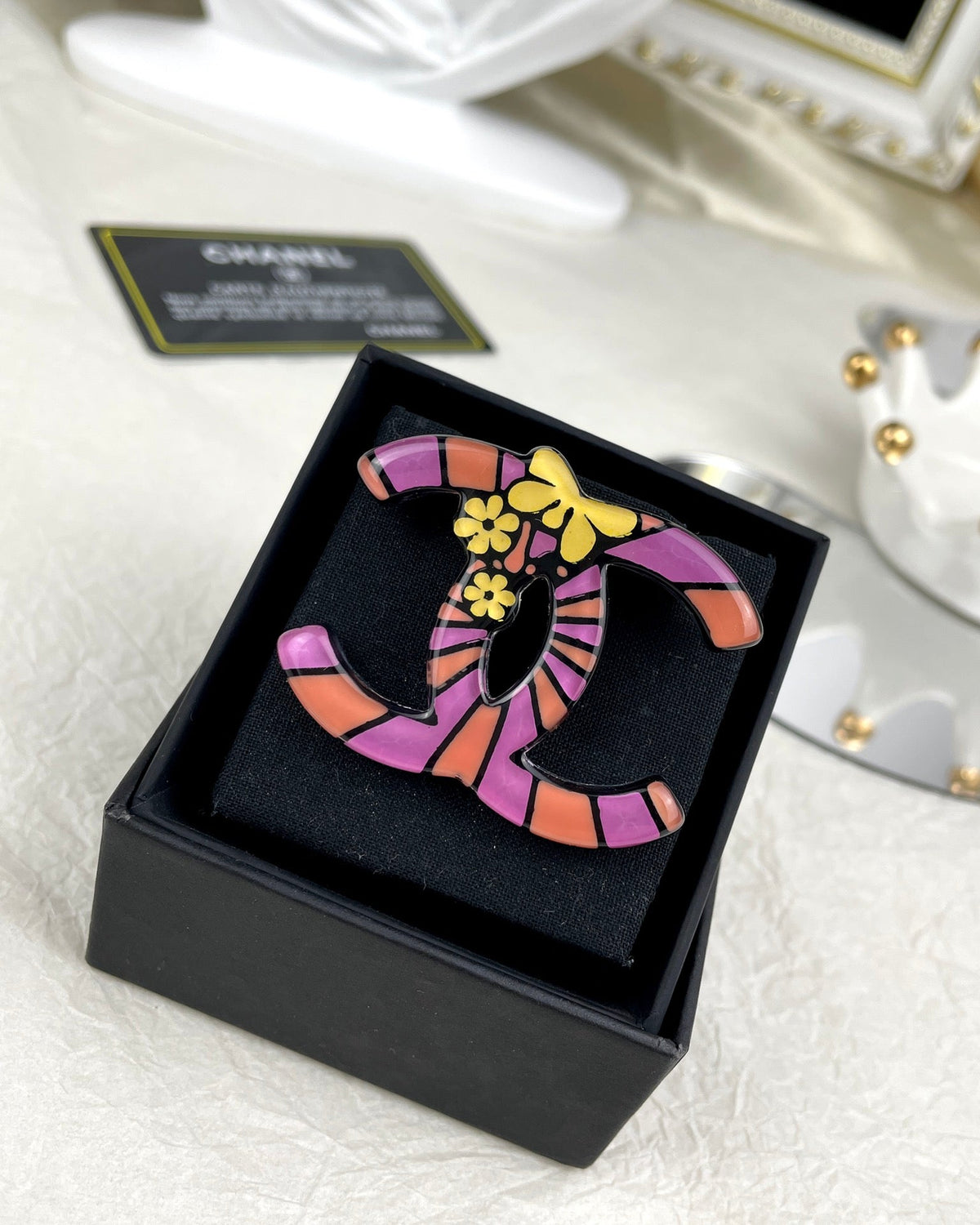 Chanel Pink Resin 18K Gold Brooch product image 3, provided for visual reference and product detail review