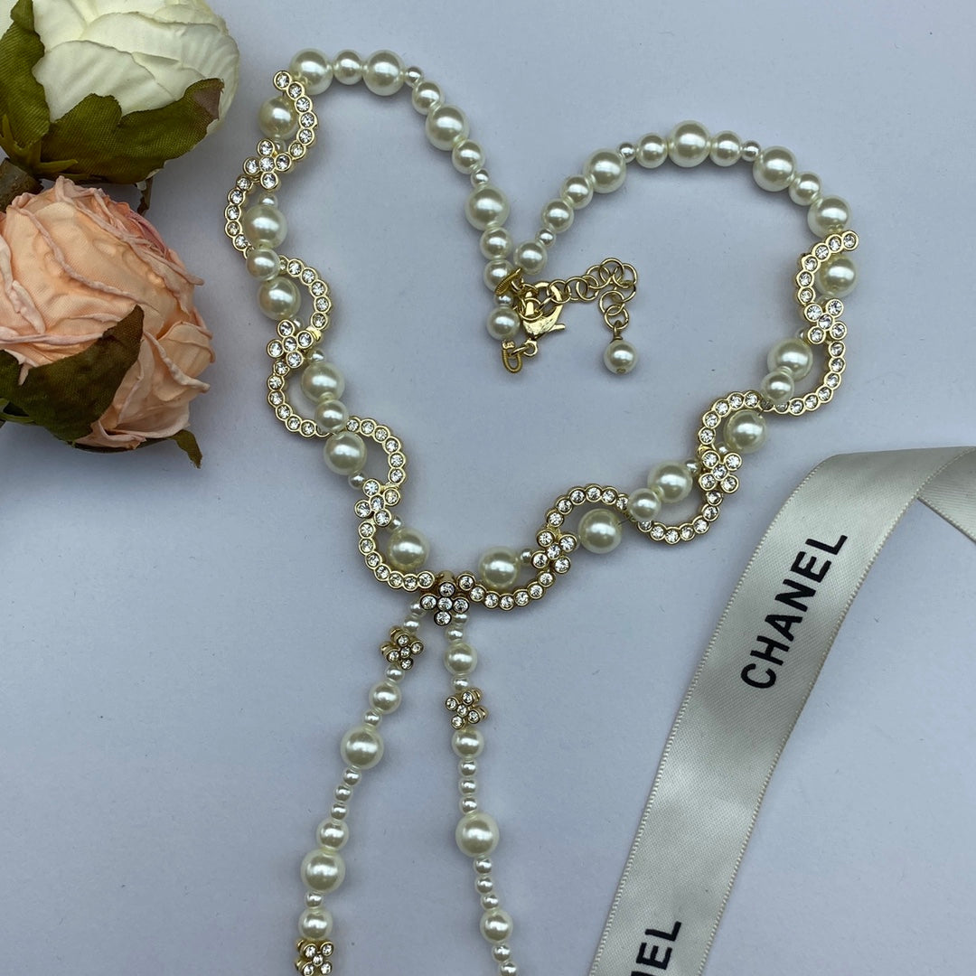 Chanel Pearl Chain 18K Gold Necklace product image 7, provided for visual reference and product detail review