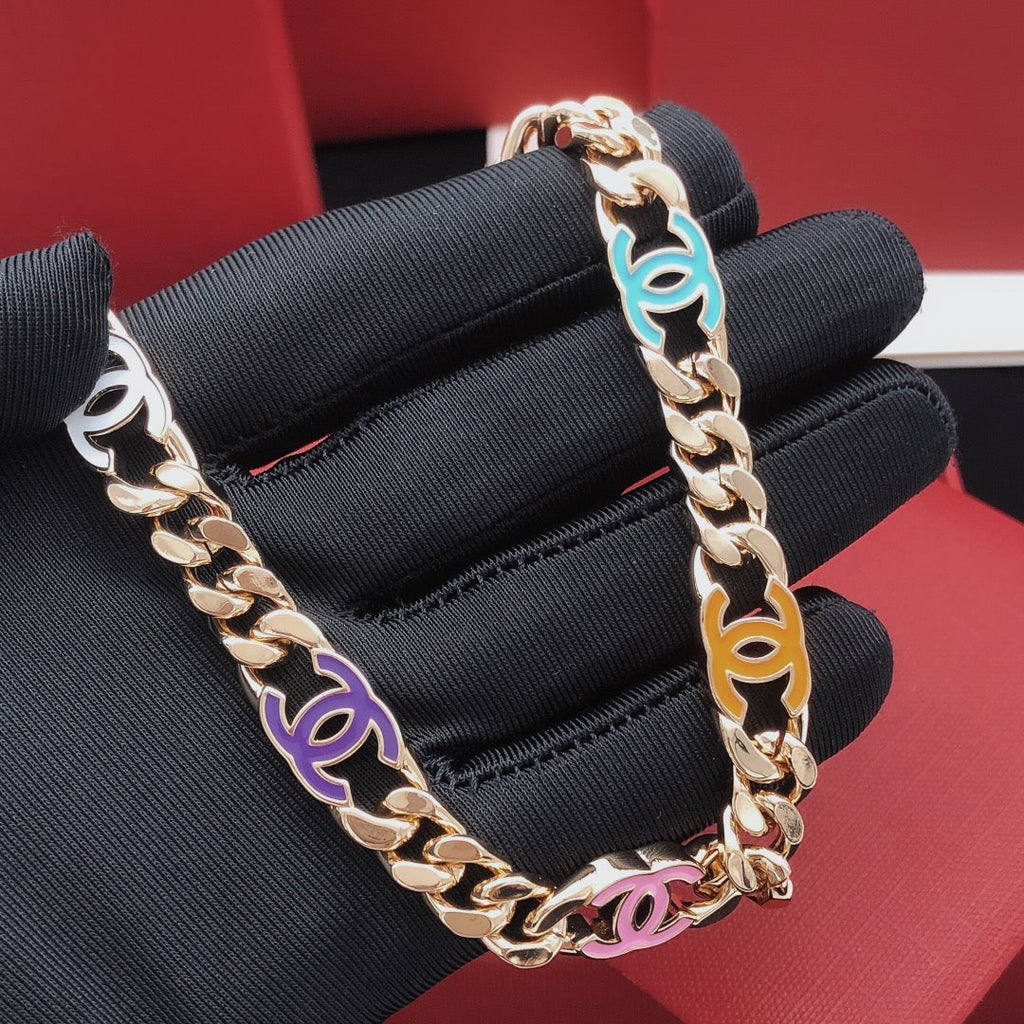 Chanel Color Chain 18K Gold Necklace product image 5, provided for visual reference and product detail review