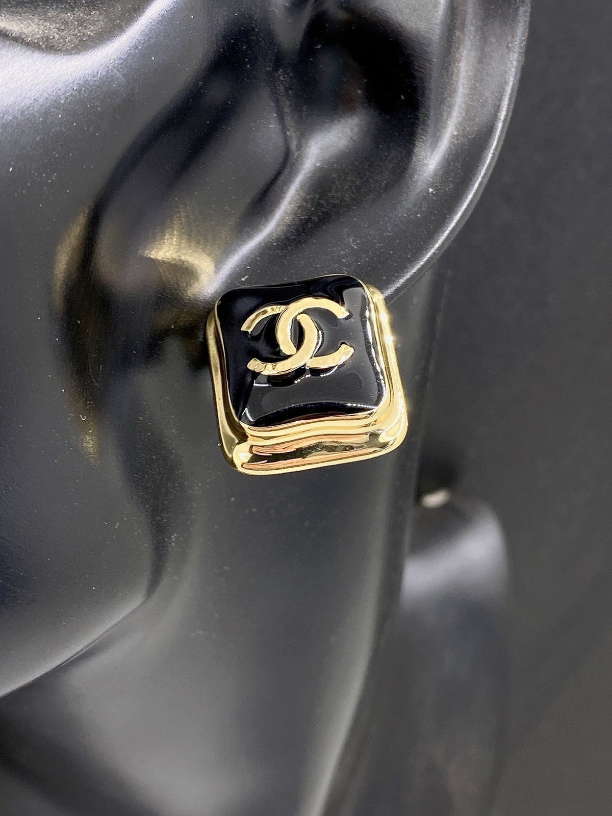 Chanel Square 18K Gold Earrings product image 2, provided for visual reference and product detail review