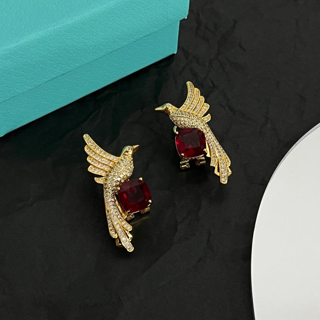 Tiffany Bird Diamonds 18K Gold Earrings product image 4, provided for visual reference and product detail review