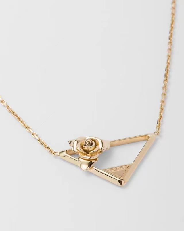 Victoire De Castellane 18K Gold Necklace product image 5, provided for visual reference and product detail review