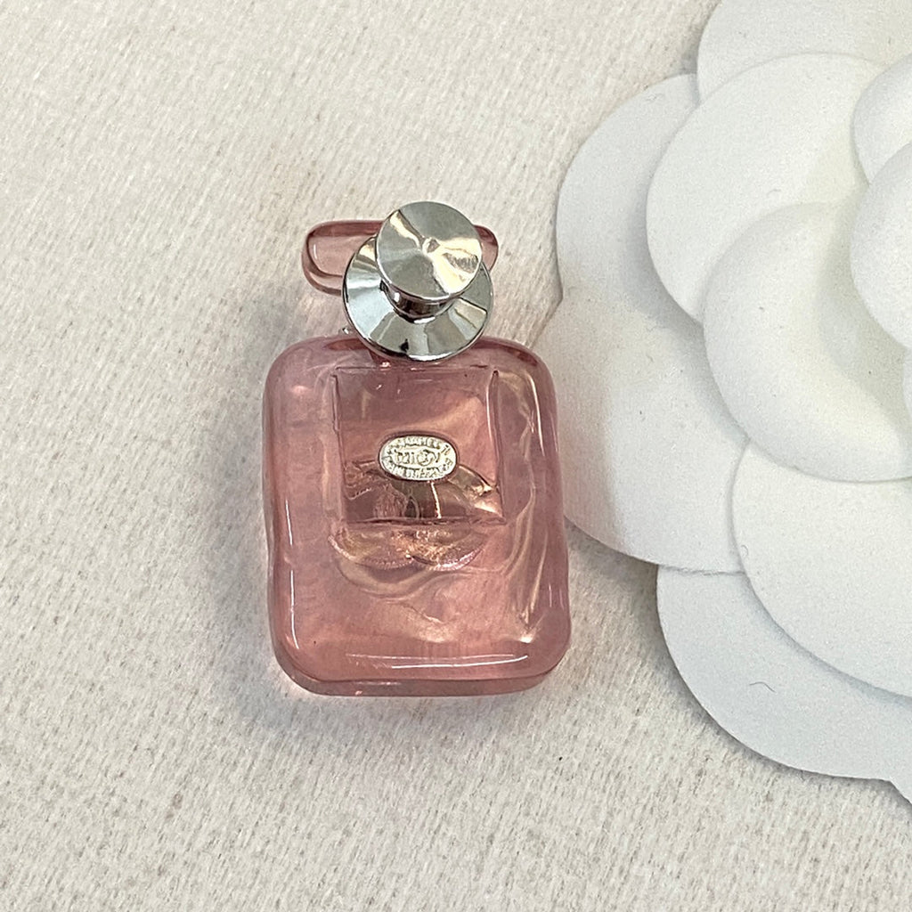 Chanel Perfume Color Bottle 18K Gold Brooch product image 7, provided for visual reference and product detail review