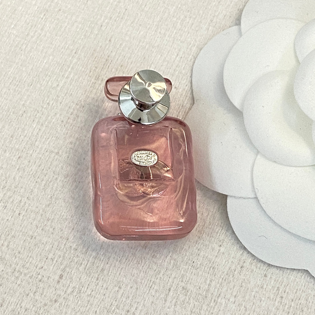 Chanel Perfume Color Bottle 18K Gold Brooch product image 7, provided for visual reference and product detail review