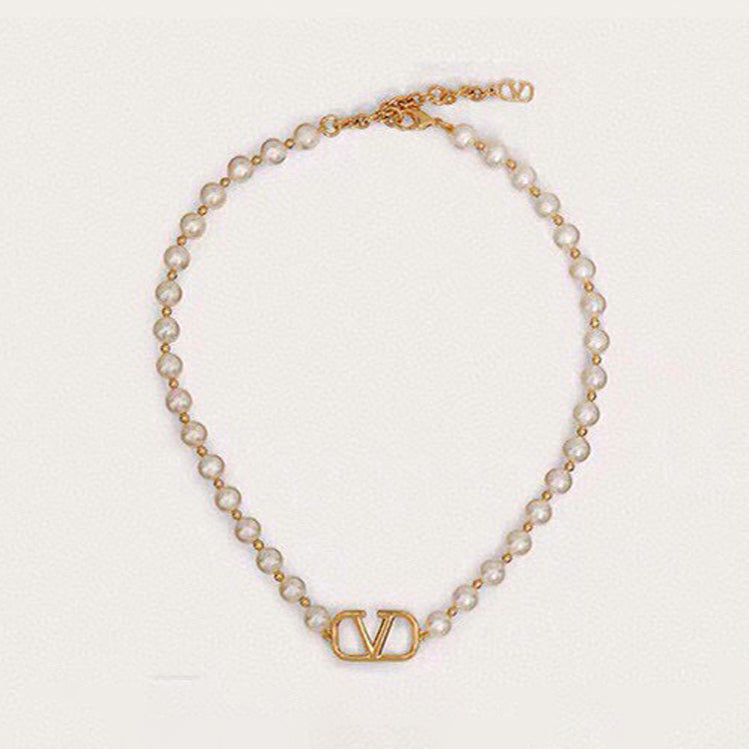 VLogo Pearls Choker 18K Gold Necklace product image 1, provided for visual reference and product detail review