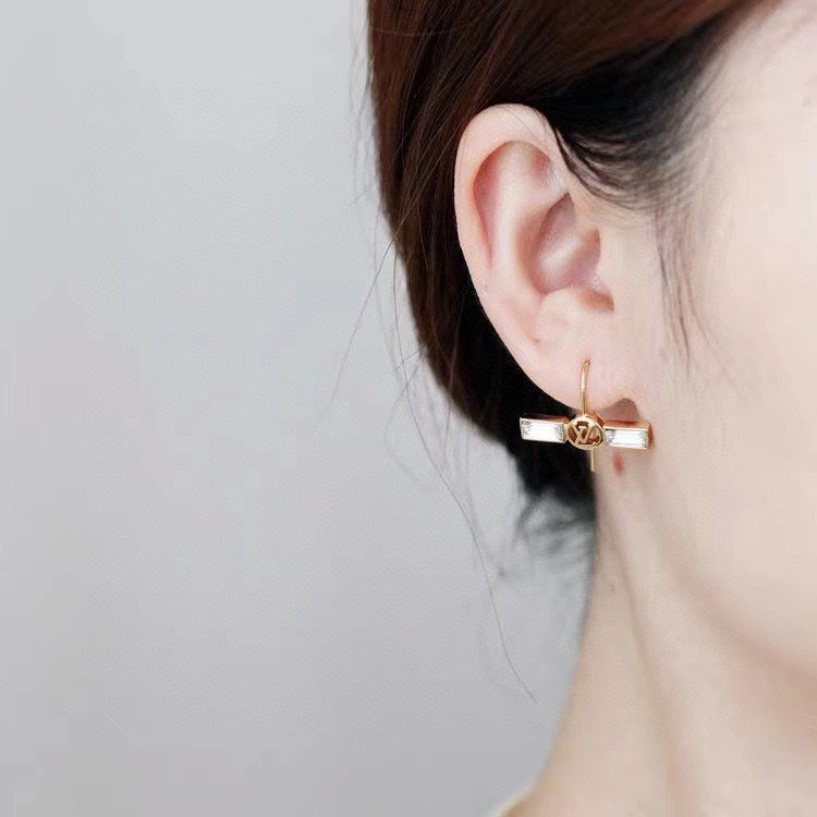 Louis Vuitton Crystals 18K Gold Earrings product image 3, provided for visual reference and product detail review