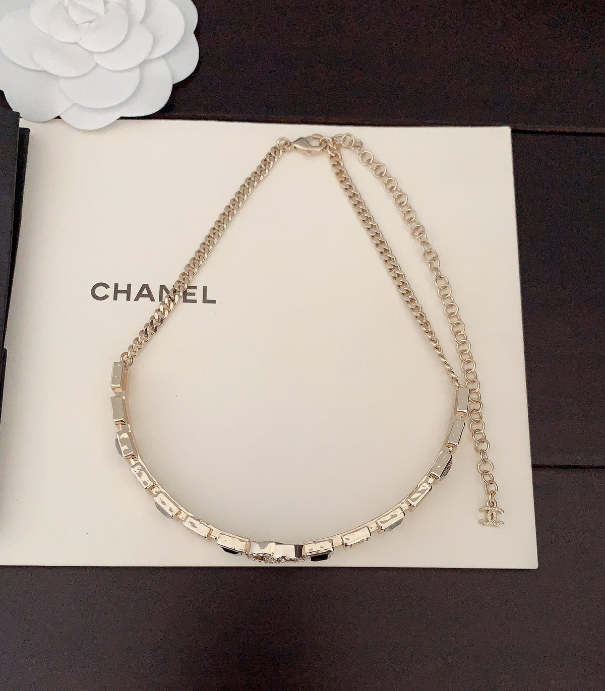Chanel Gray Crystals 18K Gold Necklace product image 3, provided for visual reference and product detail review