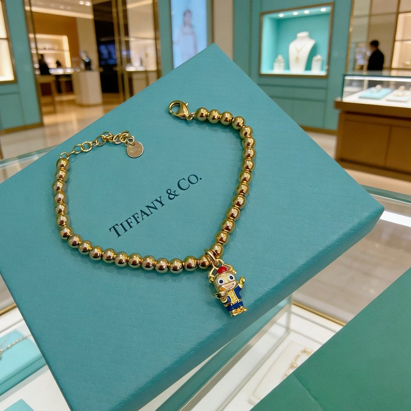 Tiffany Return to Tag 18K Gold Bracelet product image 3, provided for visual reference and product detail review
