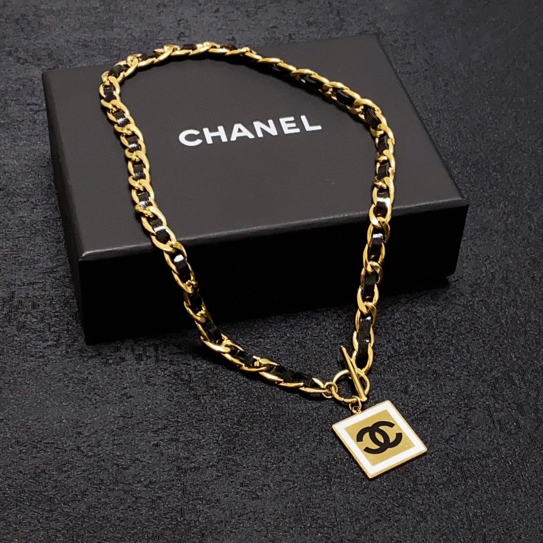 Chanel Leather Choker 18K Gold Necklace product image 1, provided for visual reference and product detail review