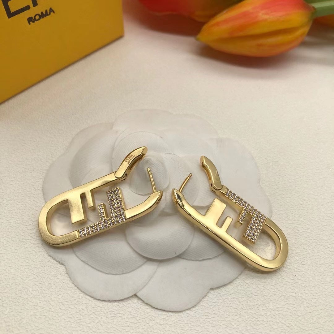 Fendi OLock Diamonds 18K Gold Earrings product image 3, provided for visual reference and product detail review