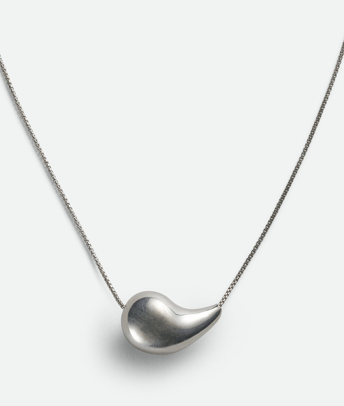 Bvlgari Drop Pendant 18K Gold Necklace product image 2, provided for visual reference and product detail review