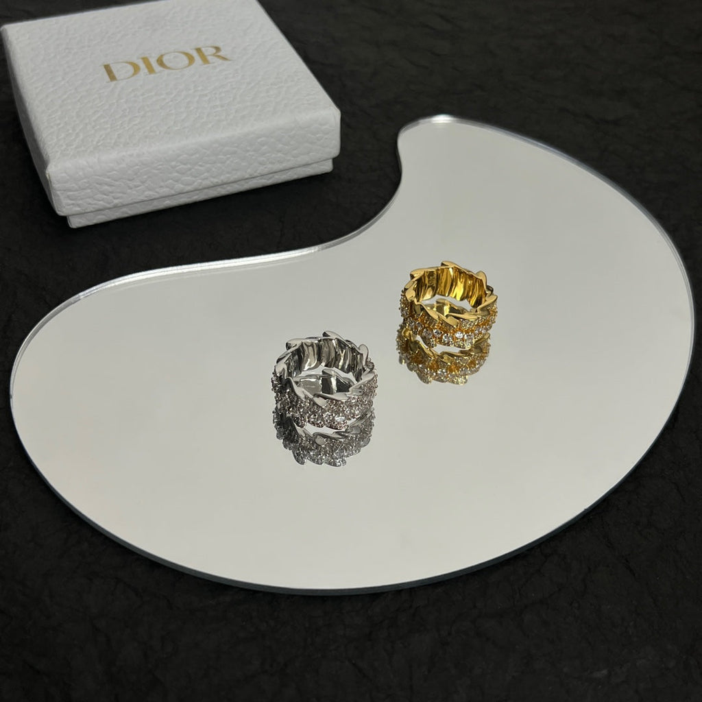 Dior Couture Diamond 18K Gold Ring product image 7, provided for visual reference and product detail review