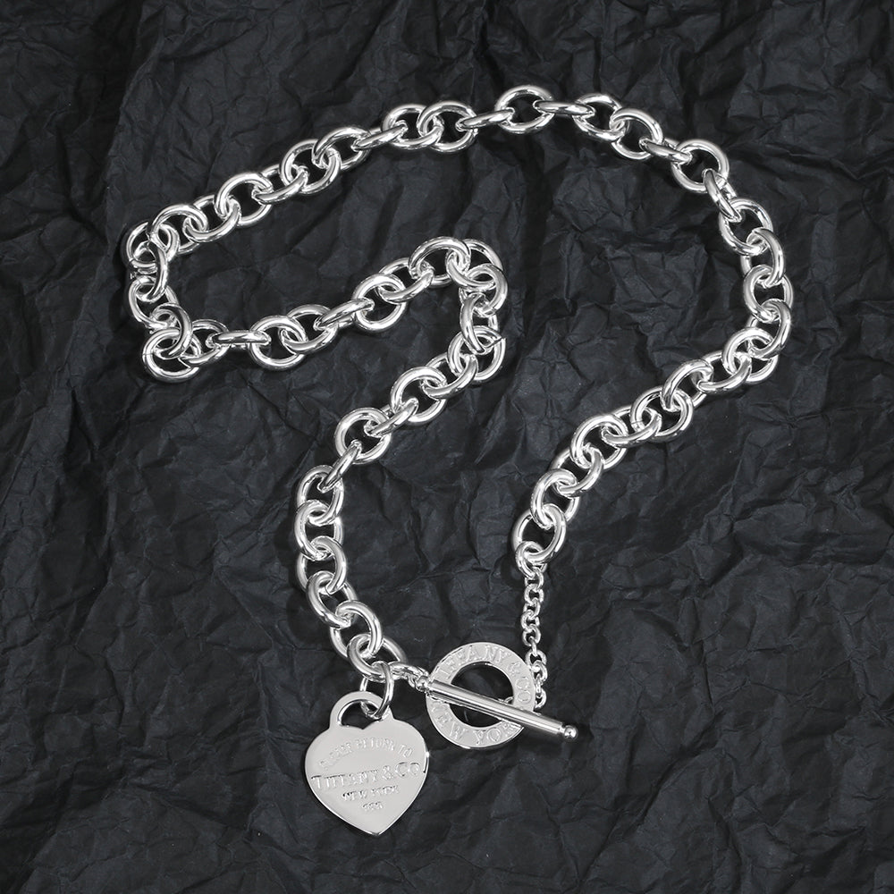 Tiffany Heart Tag 18K Gold Necklace product image 2, provided for visual reference and product detail review