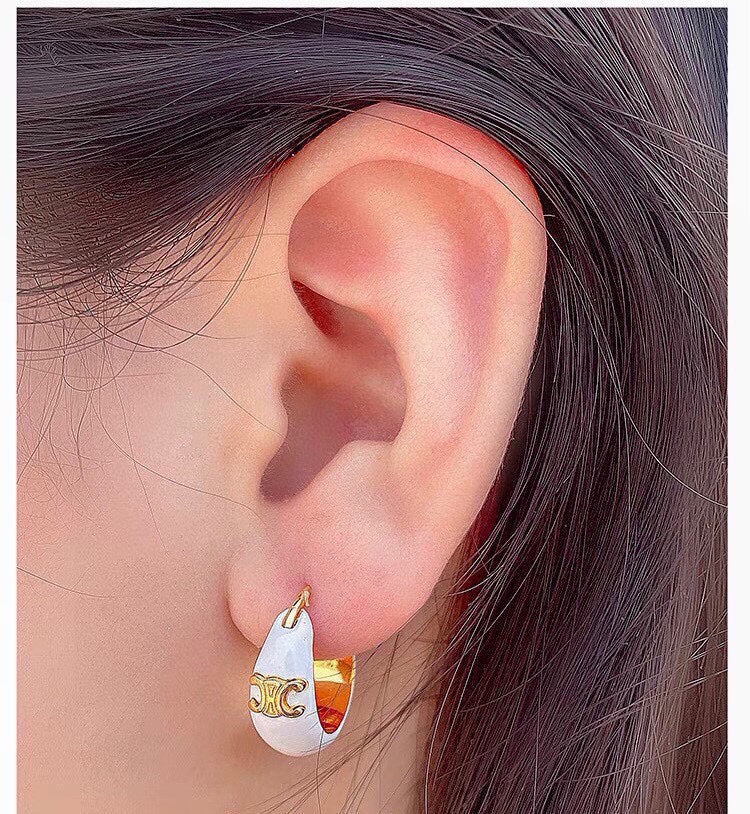 Celine Pearl 18K Gold Earrings product image 3, provided for visual reference and product detail review
