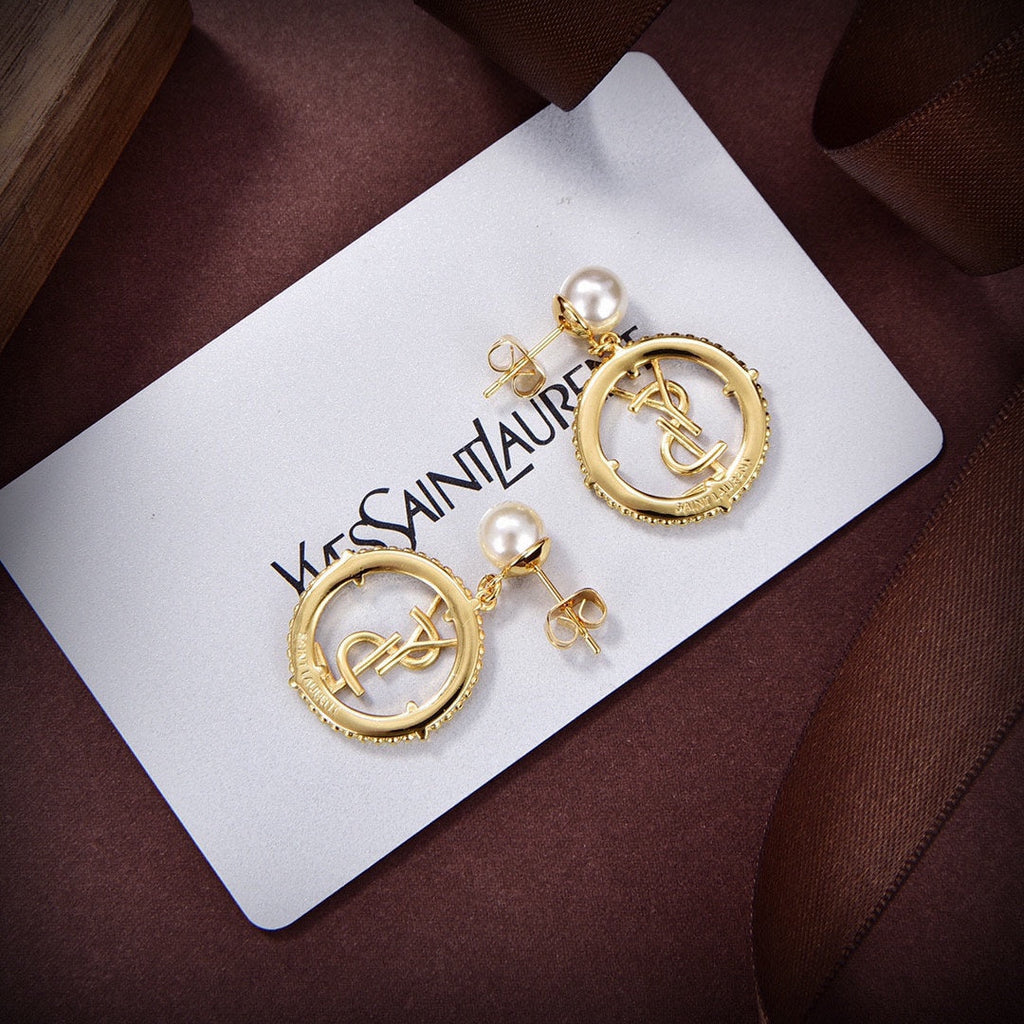 YSL Circle Diamonds 18K Gold Earrings product image 4, provided for visual reference and product detail review