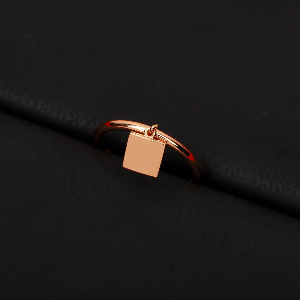 Hermes Chaine D'ancre Verso 18K Gold Ring product image 4, provided for visual reference and product detail review