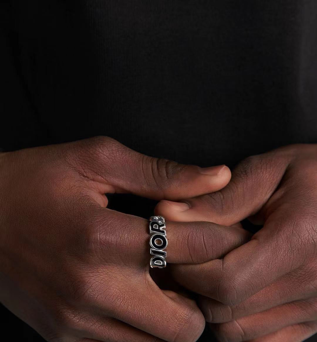 Dior Chain 18K Gold Ring product image 3, provided for visual reference and product detail review