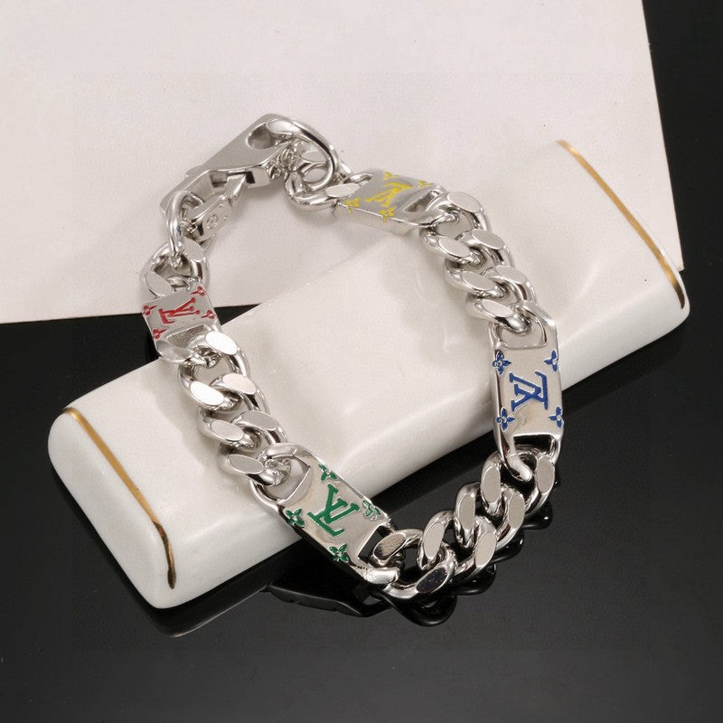 Louis Vuitton Monogram Color Logo Chain 18K Gold Bracelet product image 3, provided for visual reference and product detail
