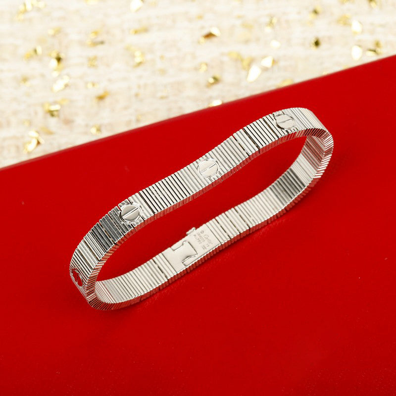 Love Unlimited 18K Gold Bracelet product image 3, provided for visual reference and product detail review