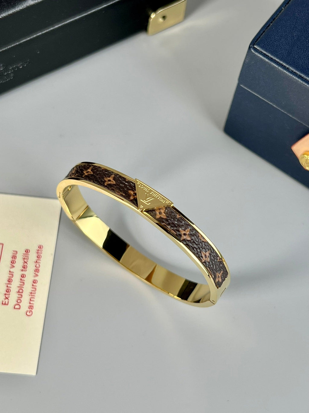 Louis Vuitton Vintage Leather 18K Gold Bracelet product image 4, provided for visual reference and product detail review