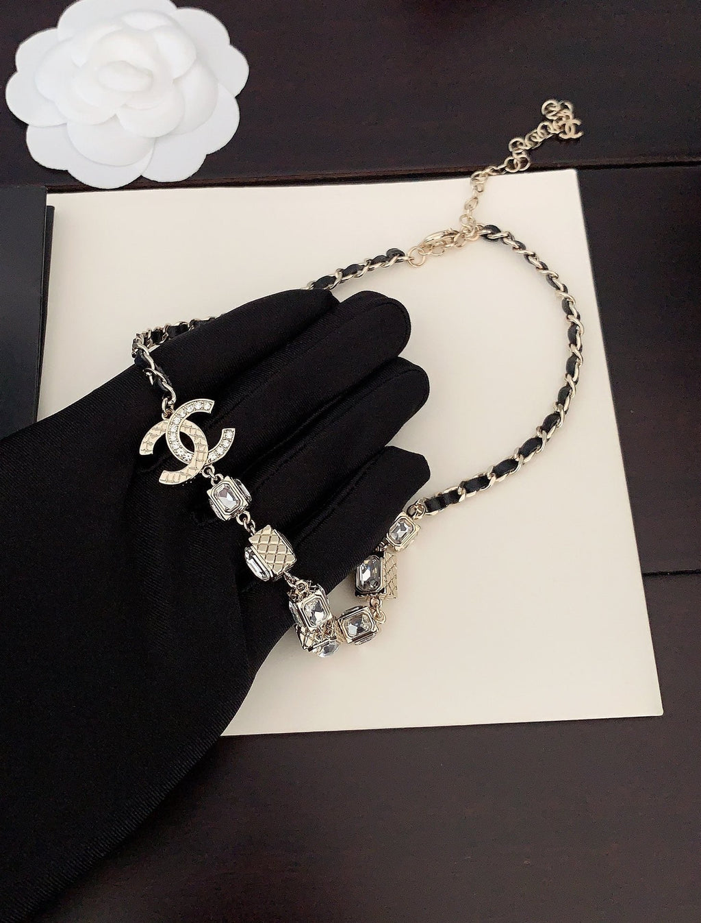 Chanel Square Crystal Choker 18K Gold Necklace product image 5, provided for visual reference and product detail review