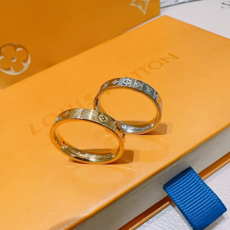 Louis Vuitton Instinct Set of Two Gold 18K Gold Ring product image 3, provided for visual reference and product detail review