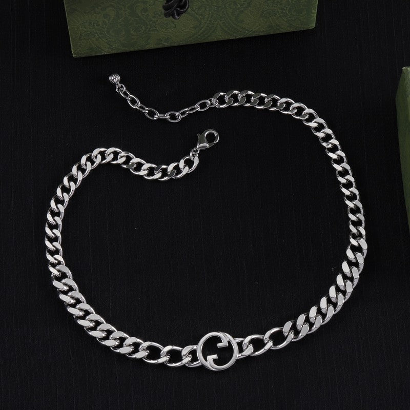 Gucci Double Chain 18K Gold Necklace product image 3, provided for visual reference and product detail review