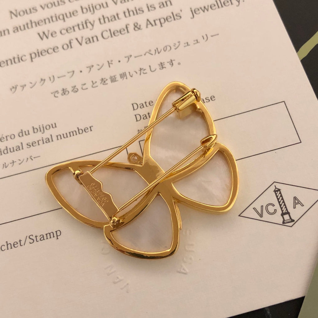 Butterfly 18K Gold Brooch product image 3, provided for visual reference and product detail review