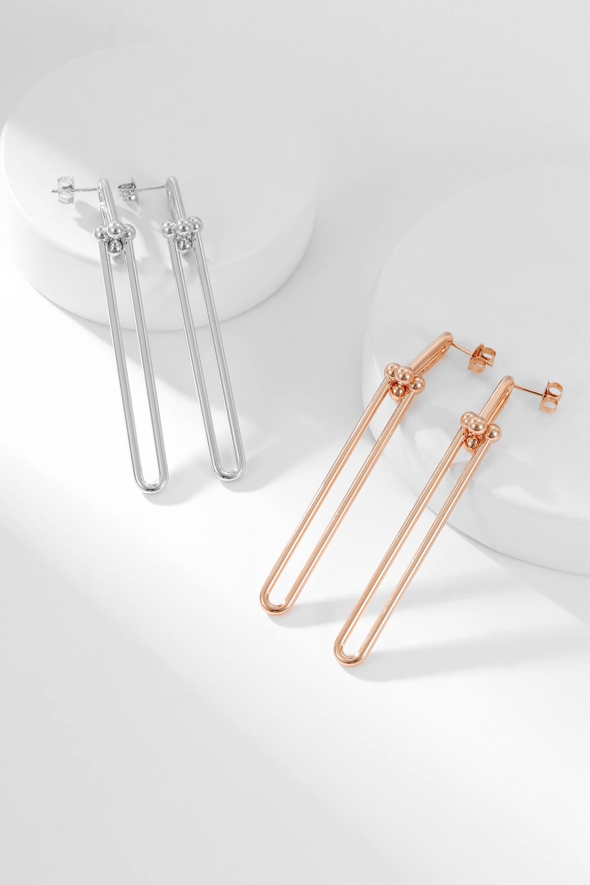 Tiffany HardWear Link 18K Gold Earrings product image 3, provided for visual reference and product detail review