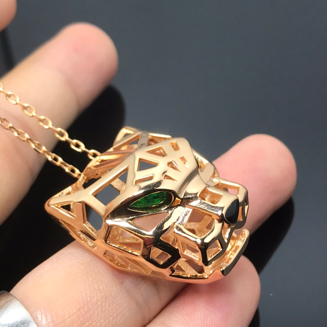 Panth ̈ ̈re De 18K Gold Necklace product image 6, provided for visual reference and product detail review