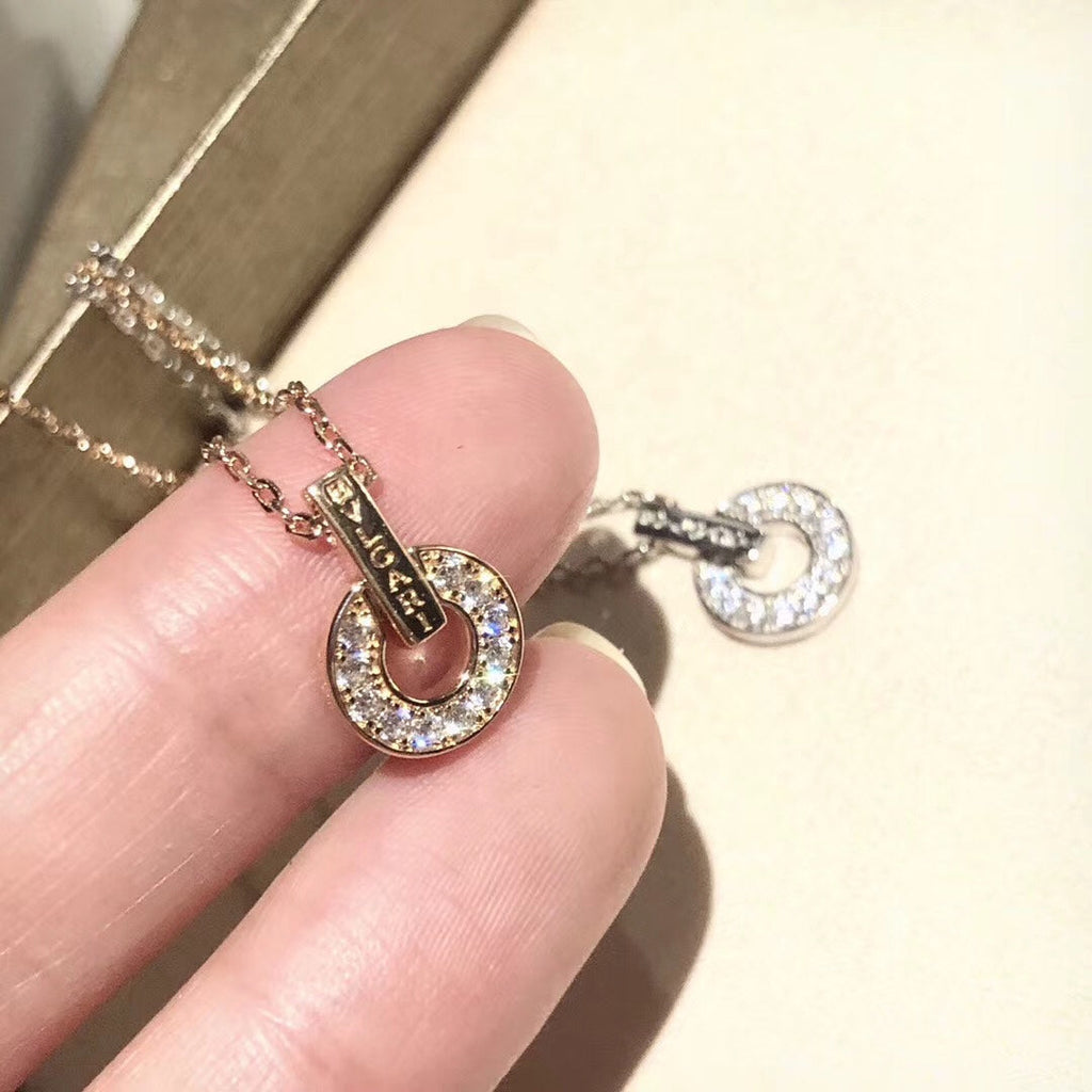 Bvlgari Diamonds 18K Gold Necklace product image 4, provided for visual reference and product detail review