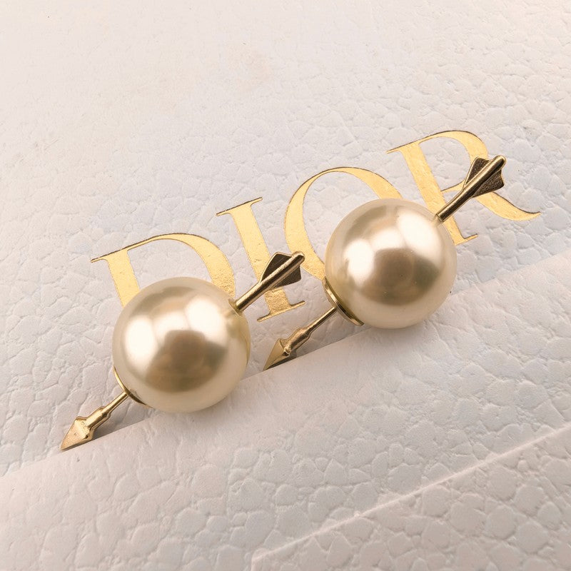 Dior Tribales 18K Gold Earrings product image 3, provided for visual reference and product detail review
