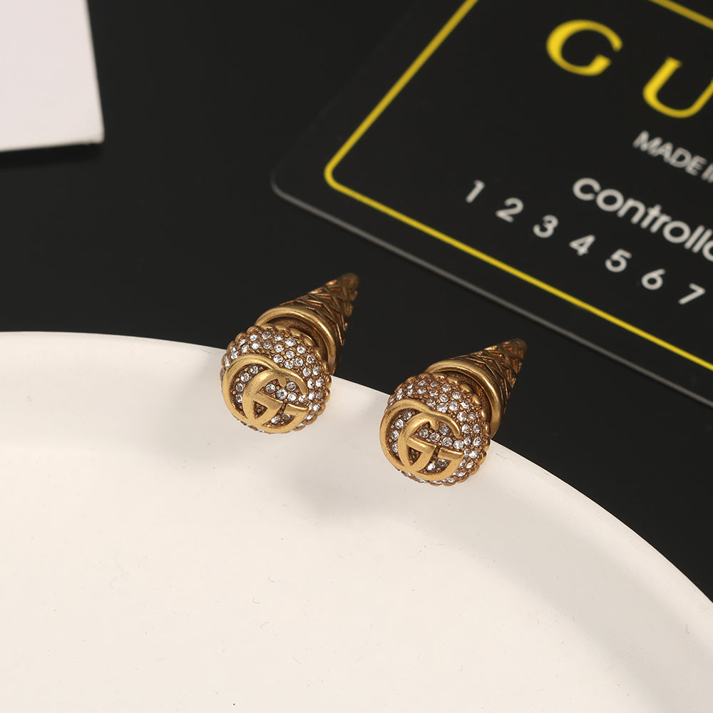 Gucci Double Vintage 18K Gold Earrings product image 4, provided for visual reference and product detail review