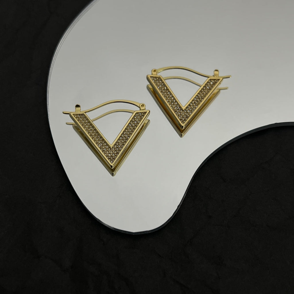 Valentino Diamonds 18K Gold Earrings product image 4, provided for visual reference and product detail review