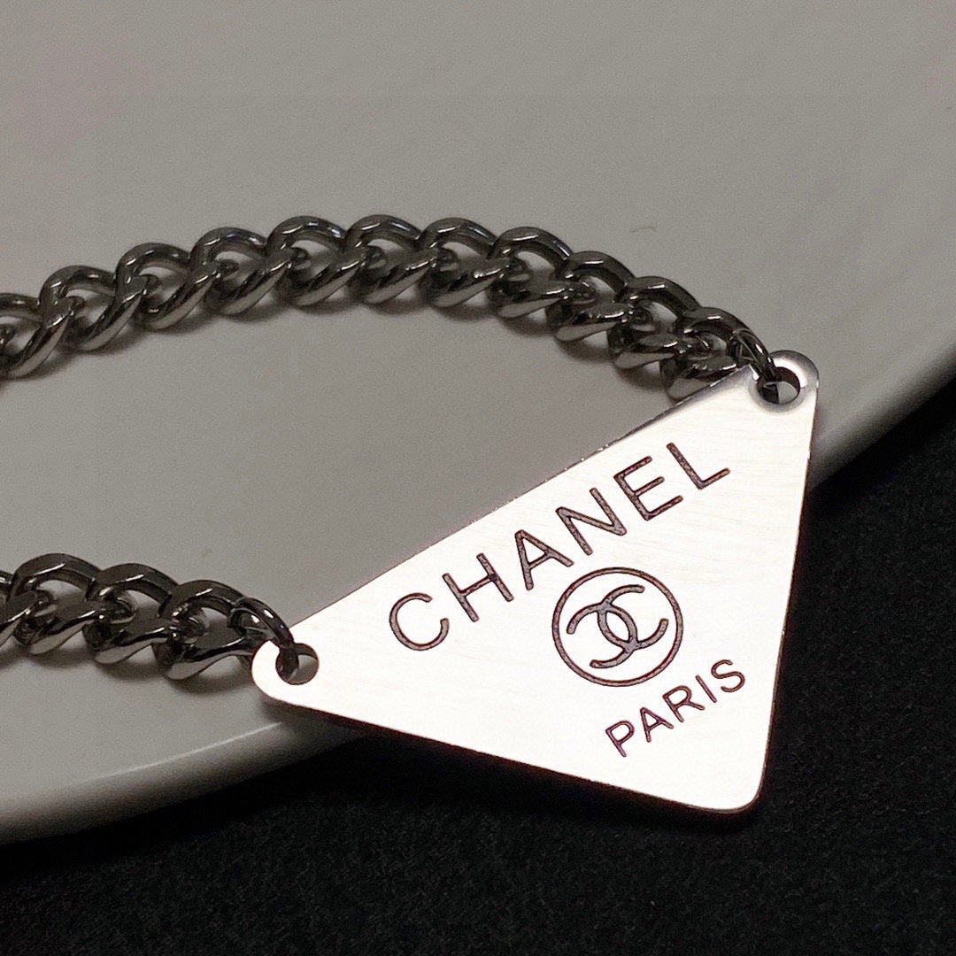 Chanel Triangle 18K Gold Necklace product image 3, provided for visual reference and product detail review