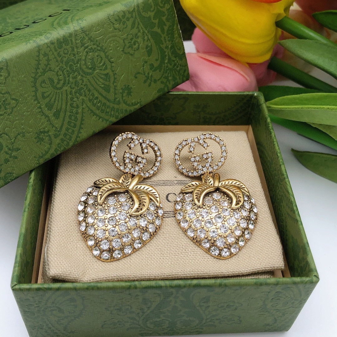 Gucci Double Crystal Strawberry Pendant 18K Gold Earrings product image 4, provided for visual reference and product detail