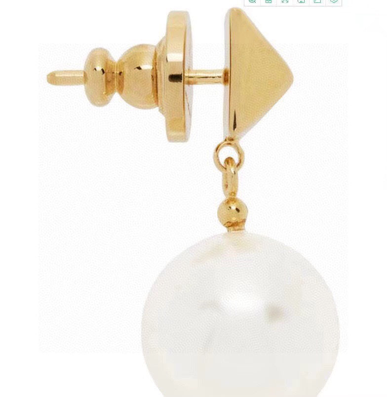 Valentino Pearl 18K Gold Earrings product image 5, provided for visual reference and product detail review