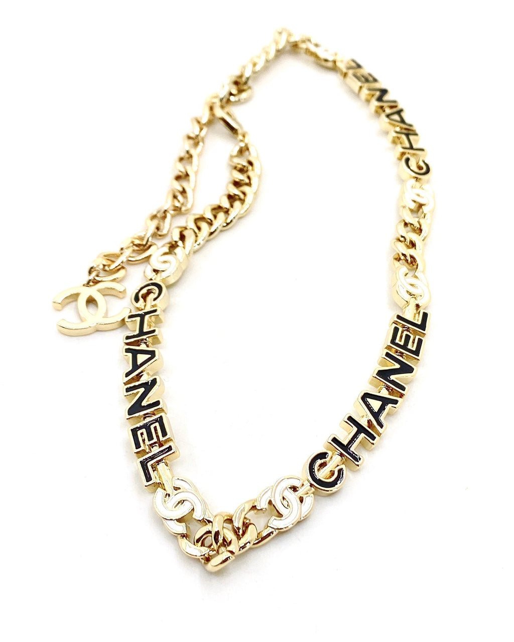Chanel Chain Choker 18K Gold Necklace product image 4, provided for visual reference and product detail review