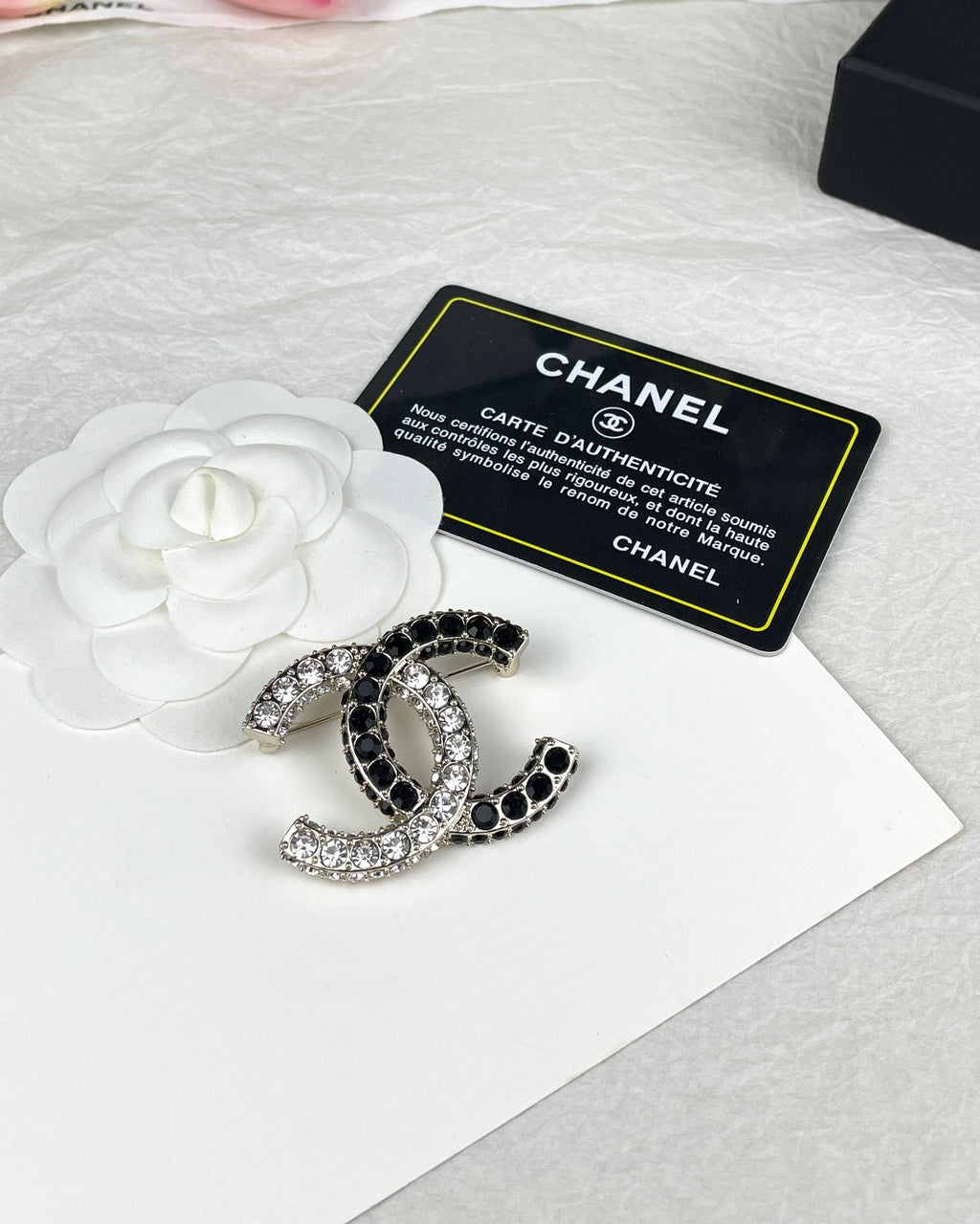 Chanel Black & White Crystals 18K Gold Brooch product image 6, provided for visual reference and product detail review