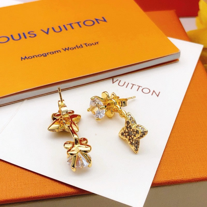 Louis Vuitton Blossom Monogram 18K Gold Earrings product image 4, provided for visual reference and product detail review