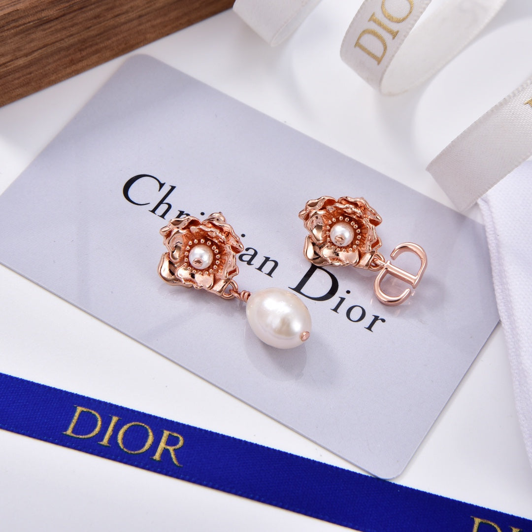 Dior D-Millefiori 18K Gold Earrings product image 10, provided for visual reference and product detail review