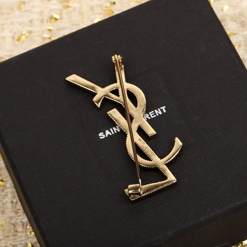 YSL Stripe Gold 18K Gold Brooch product image 4, provided for visual reference and product detail review