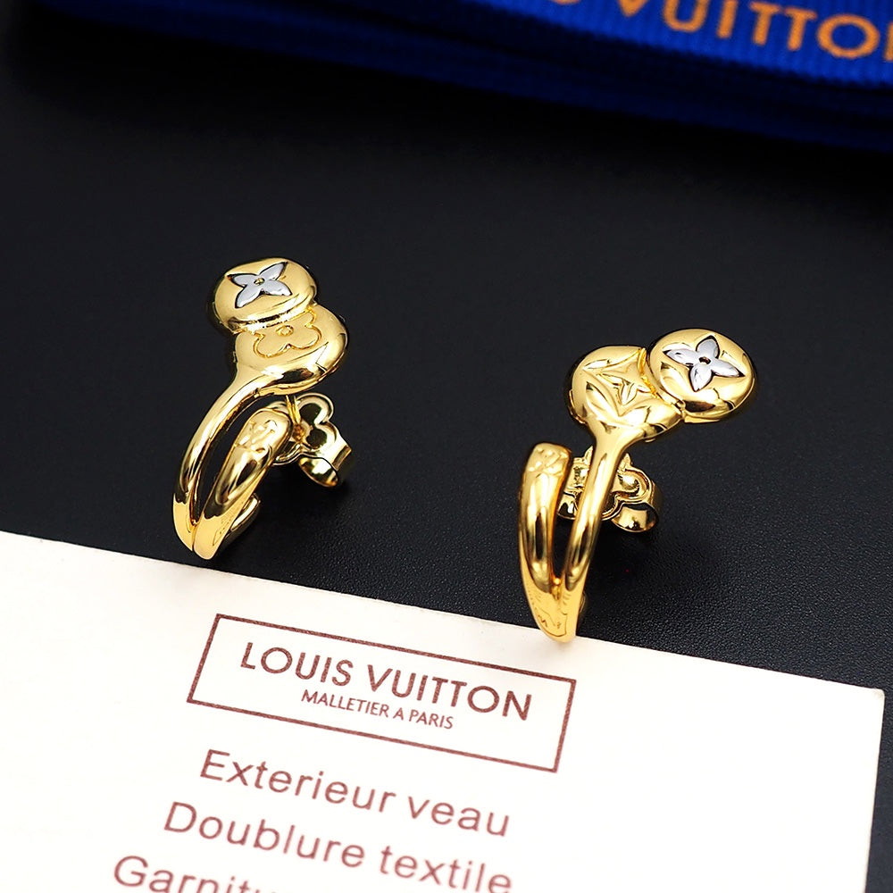 Louis Vuitton Symphony 18K Gold Earrings product image 4, provided for visual reference and product detail review