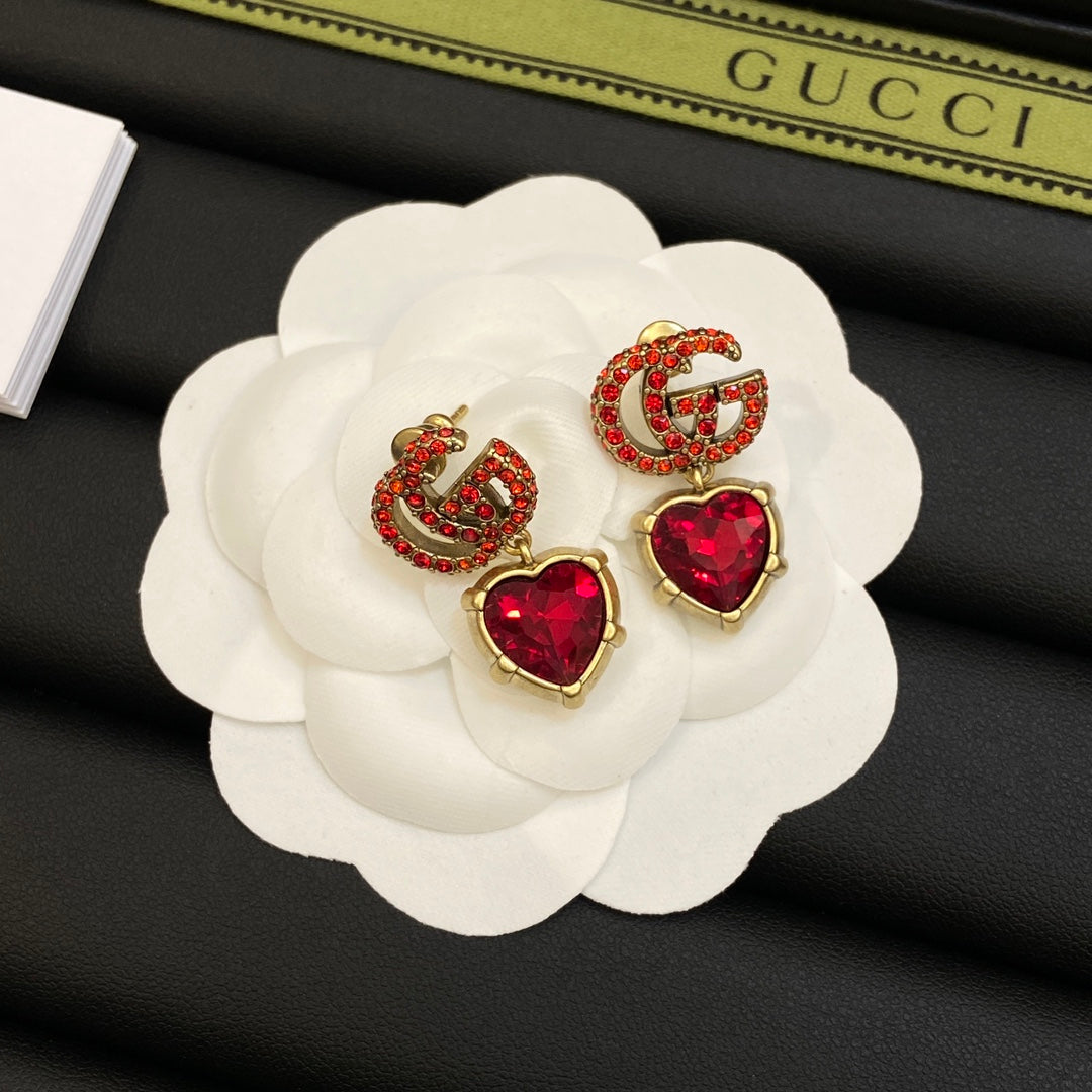 Gucci Double Red Crystal 18K Gold Earrings product image 4, provided for visual reference and product detail review