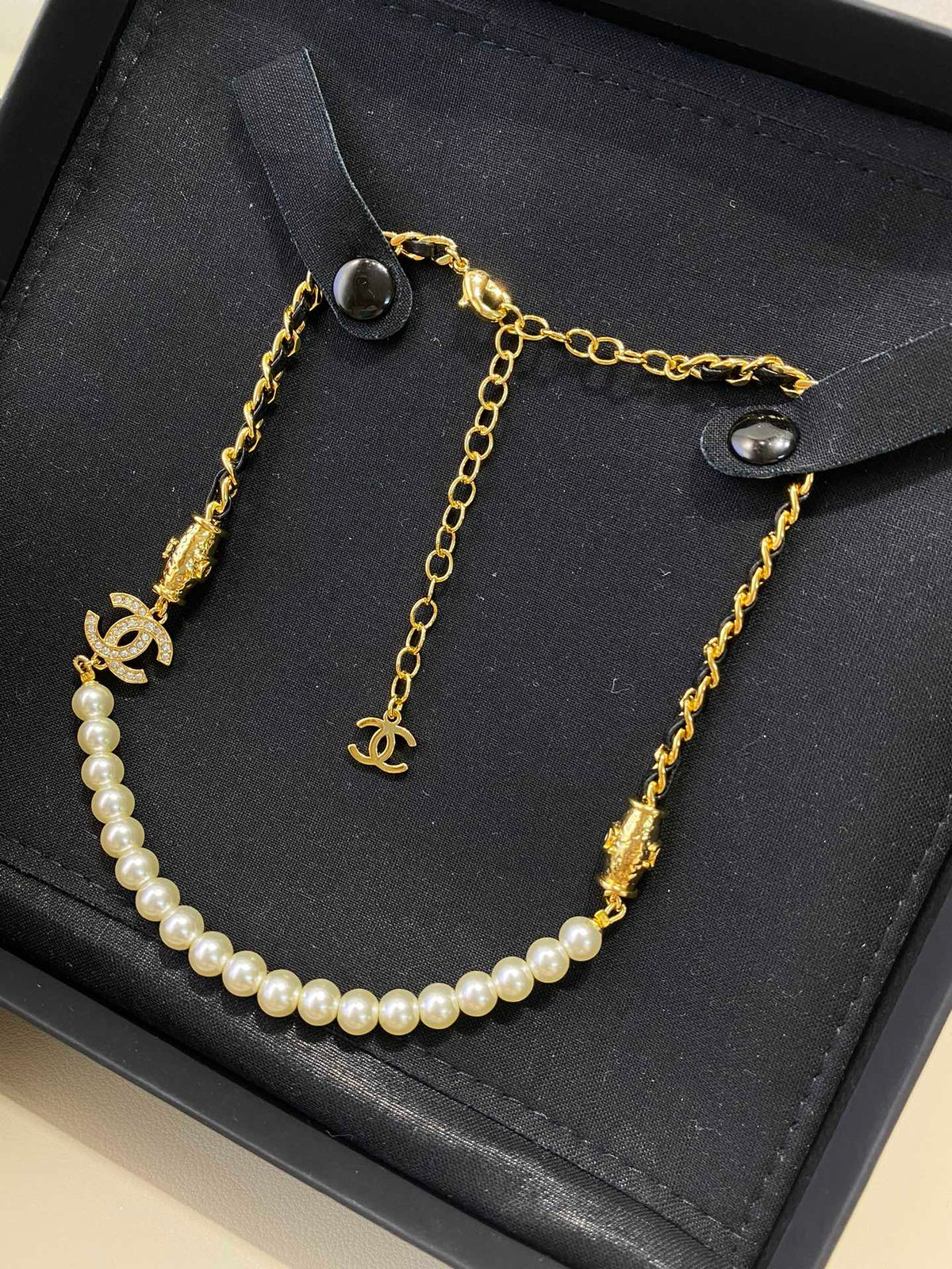 Chanel Pearl Chain 18K Gold Necklace product image 4, provided for visual reference and product detail review