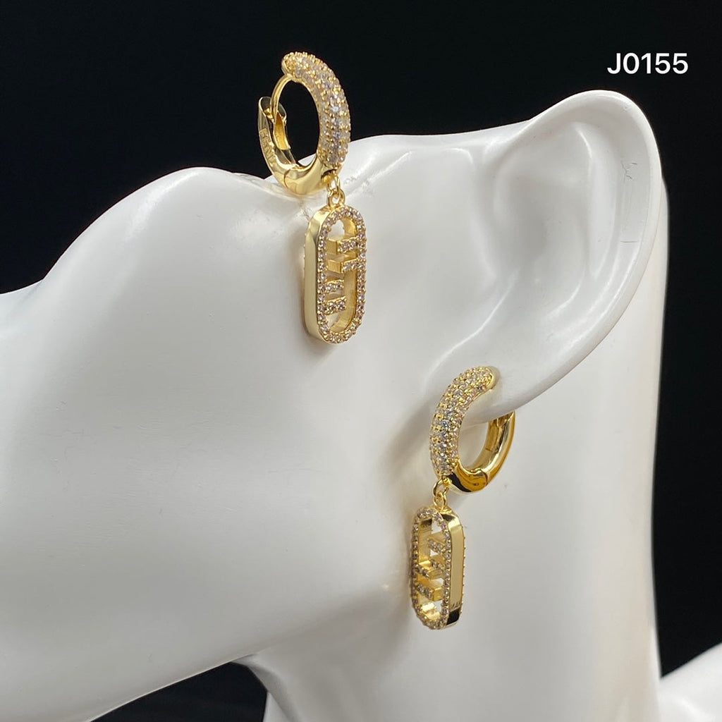 Fendi OLock Diamonds 18K Gold Earrings product image 4, provided for visual reference and product detail review
