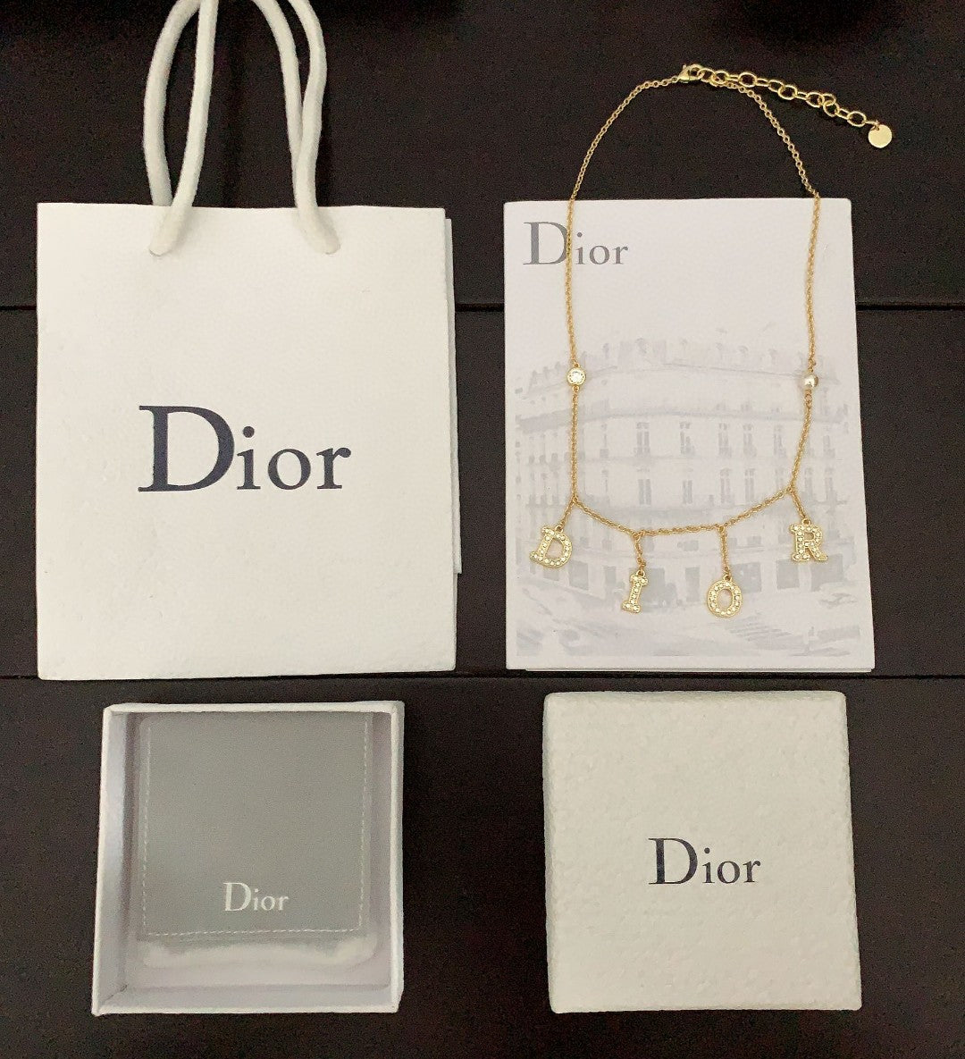 Dior 30 Montaigne 18K Gold Necklace product image 4, provided for visual reference and product detail review