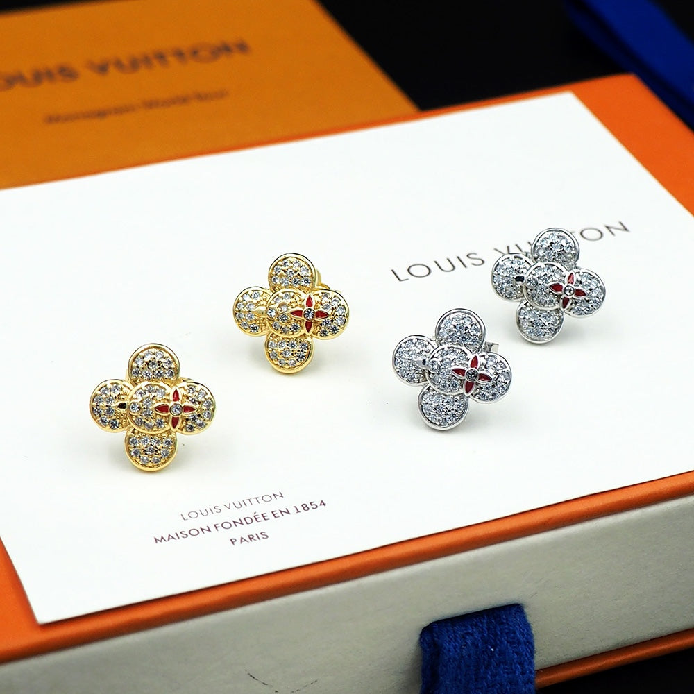 Louis Vuitton Vivienne Diamond 18K Gold Earrings product image 3, provided for visual reference and product detail review